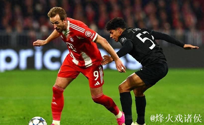 17岁天才三连破纪录独揽历史第一，拜仁3-1击败葡萄牙体育