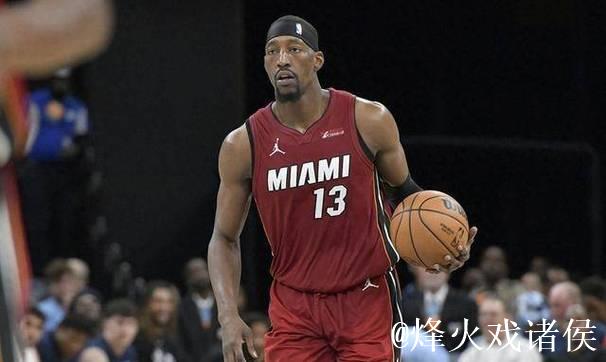 阿德巴约：防守表现是我的关注点，全队需保持一致步调